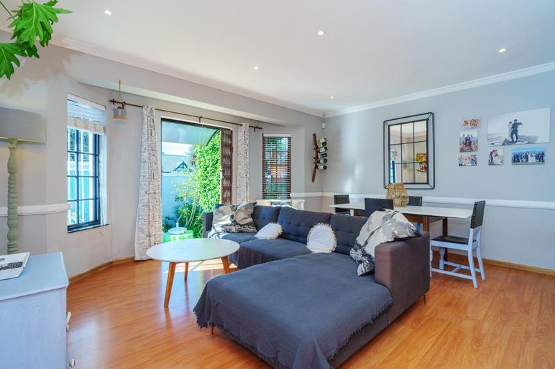 2 Bedroom Property for Sale in Harfield Village Western Cape